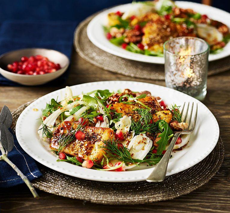Halloumi, pomegranate & walnut salad