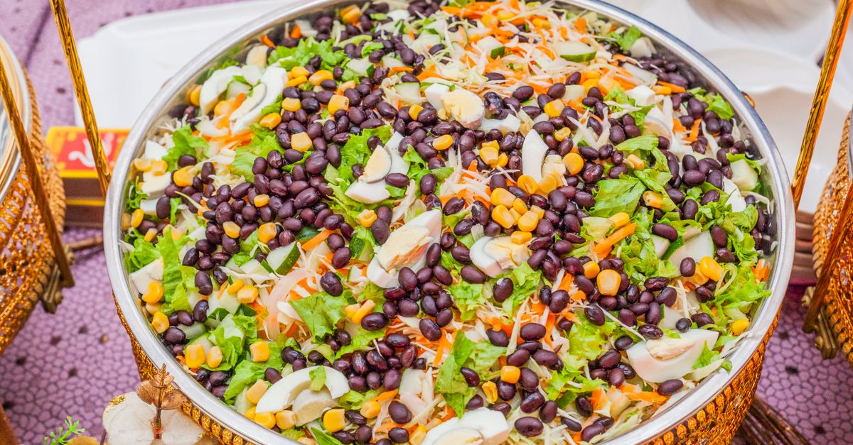 Smoky Black Bean and Sweetcorn Enchilada Bake (No Tortillas)