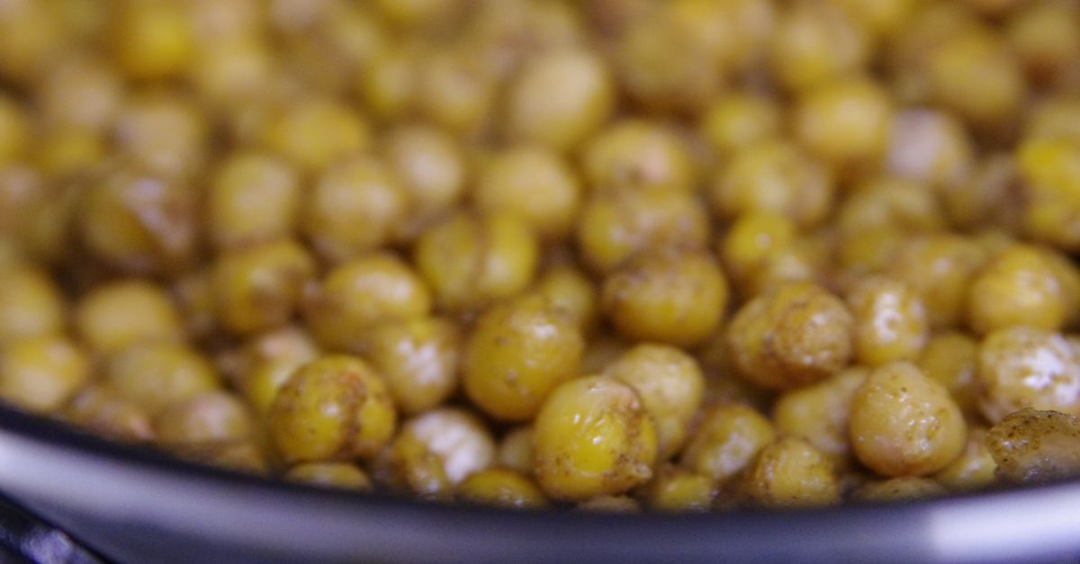 Harissa Roasted Chickpeas and Sweet Potato with Minted Yogurt