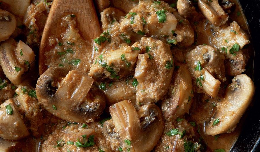 Madhur Jaffrey's Mushroom Curry