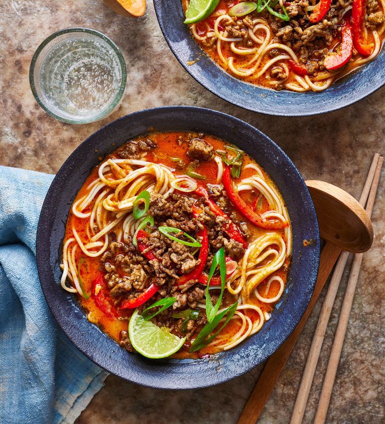 Crispy pork massaman ramen