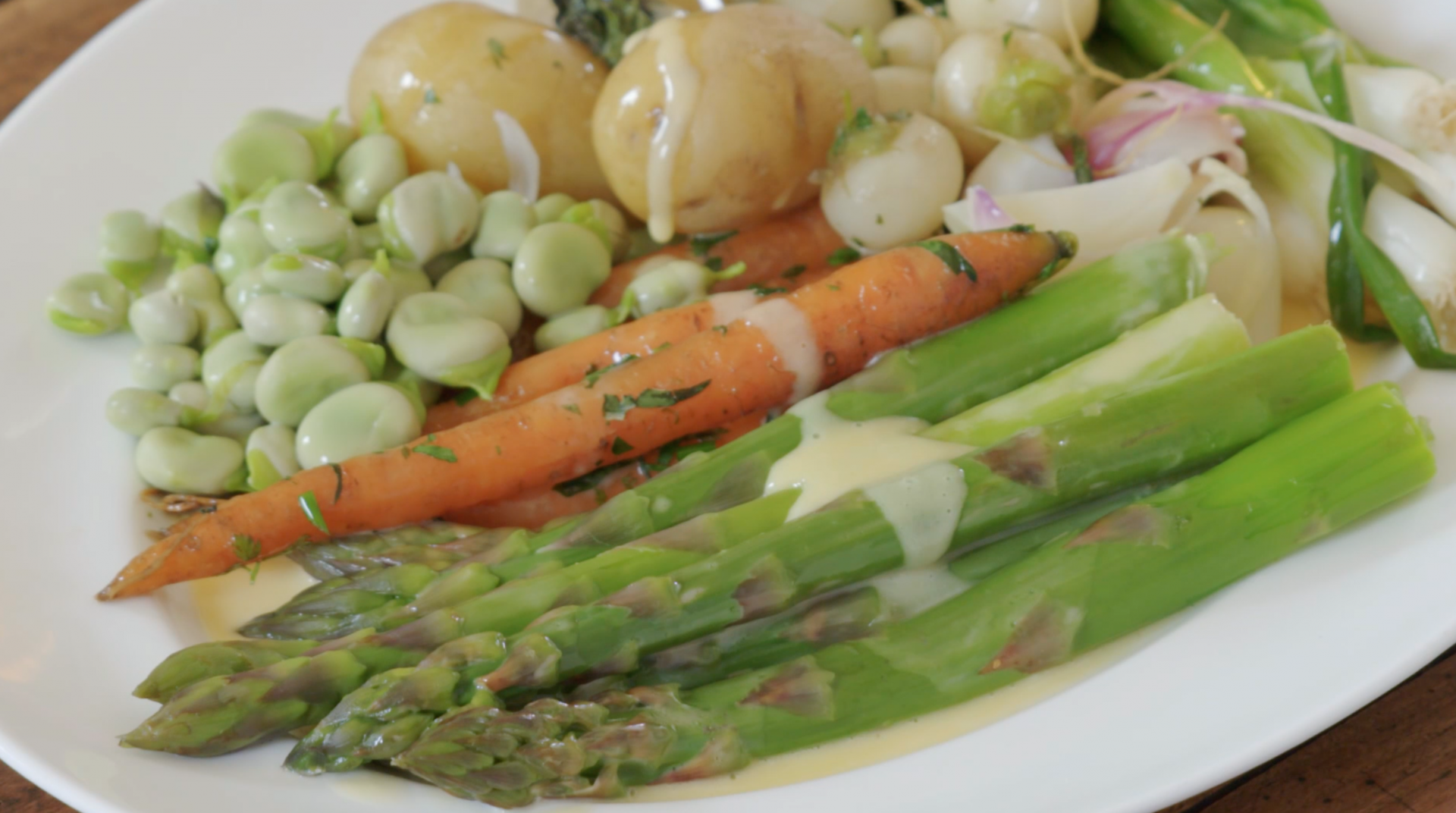 Vegetable melange with beurre blanc