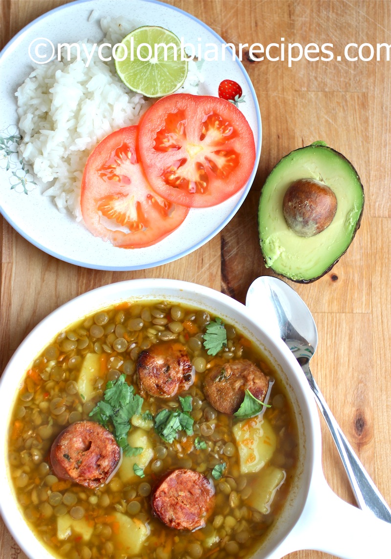 Sopa de Lentejas (Colombian-style lentil soup)