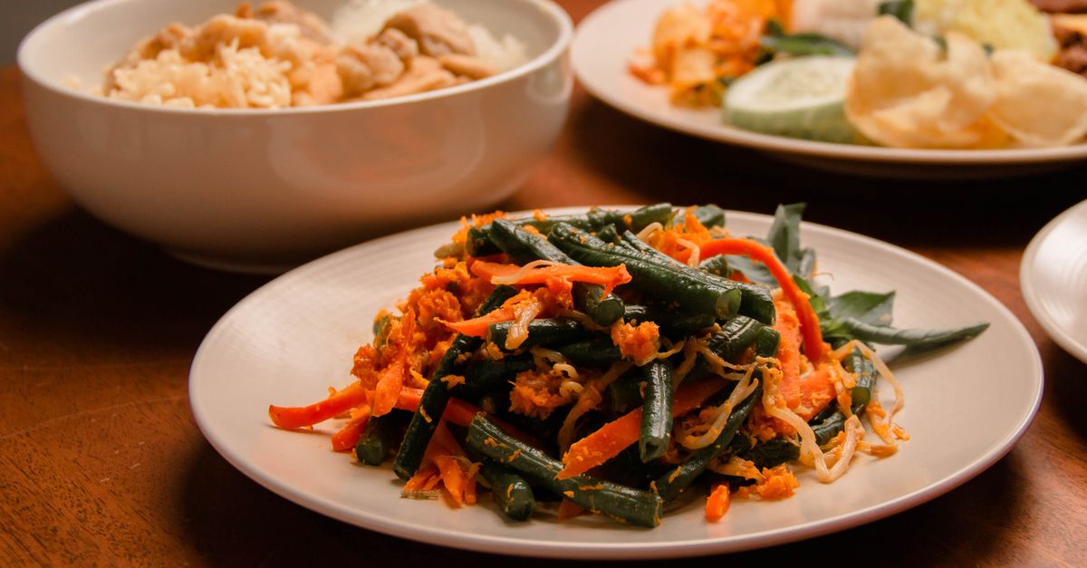 Mee Goreng Mamak (Vegetarian)