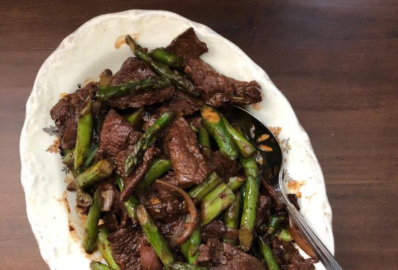 Lemongrass Beef and Asparagus Stir-Fry