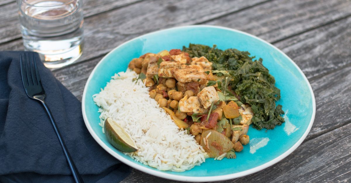 Indian Spiced Chickpea & Tofu Bhuna with Lemon Rice