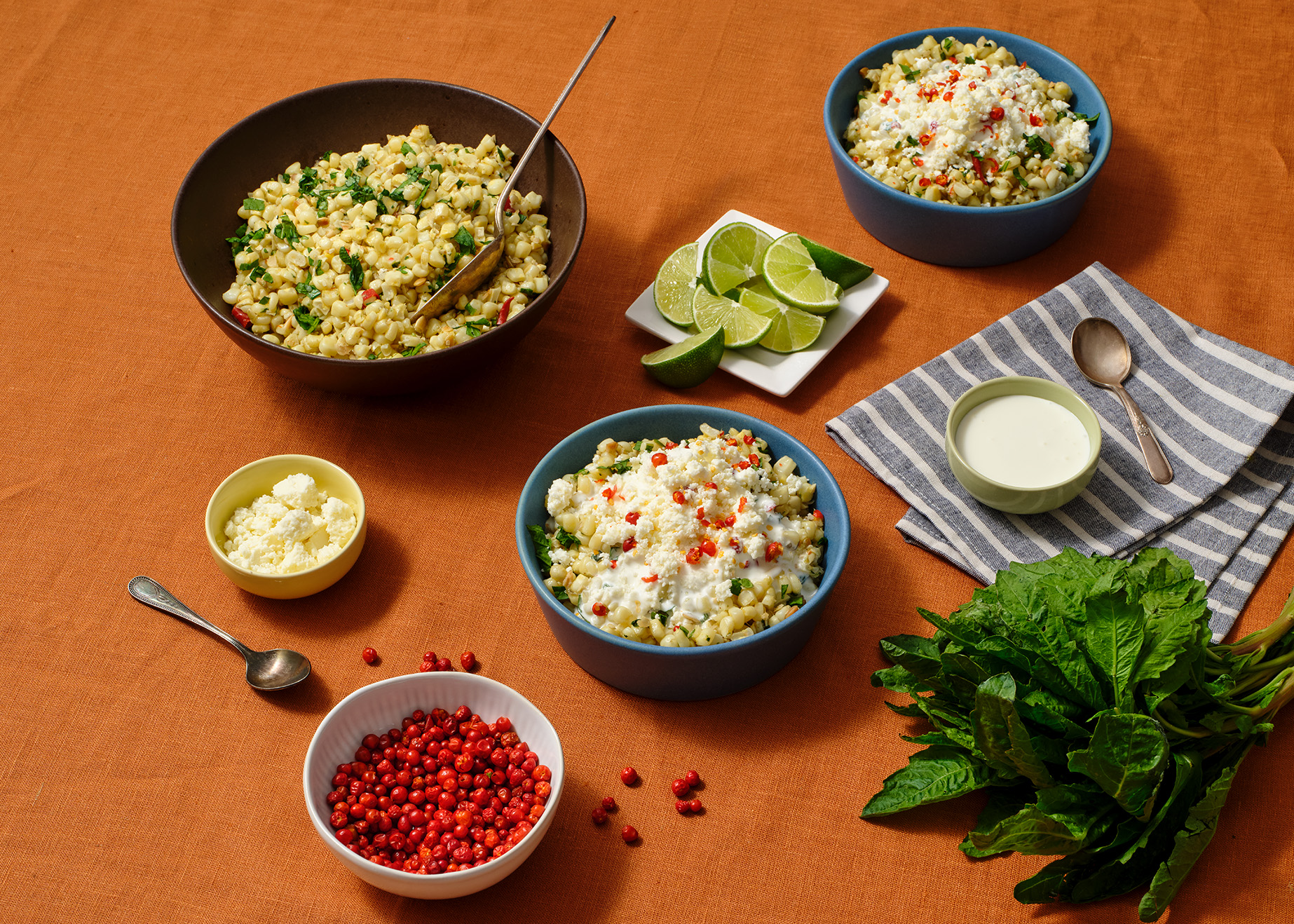 Esquites con pepitas y chile de árbol