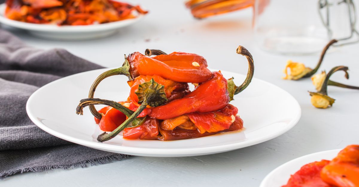 Roasted Red Pepper and Cannellini Bean Bruschetta with Basil