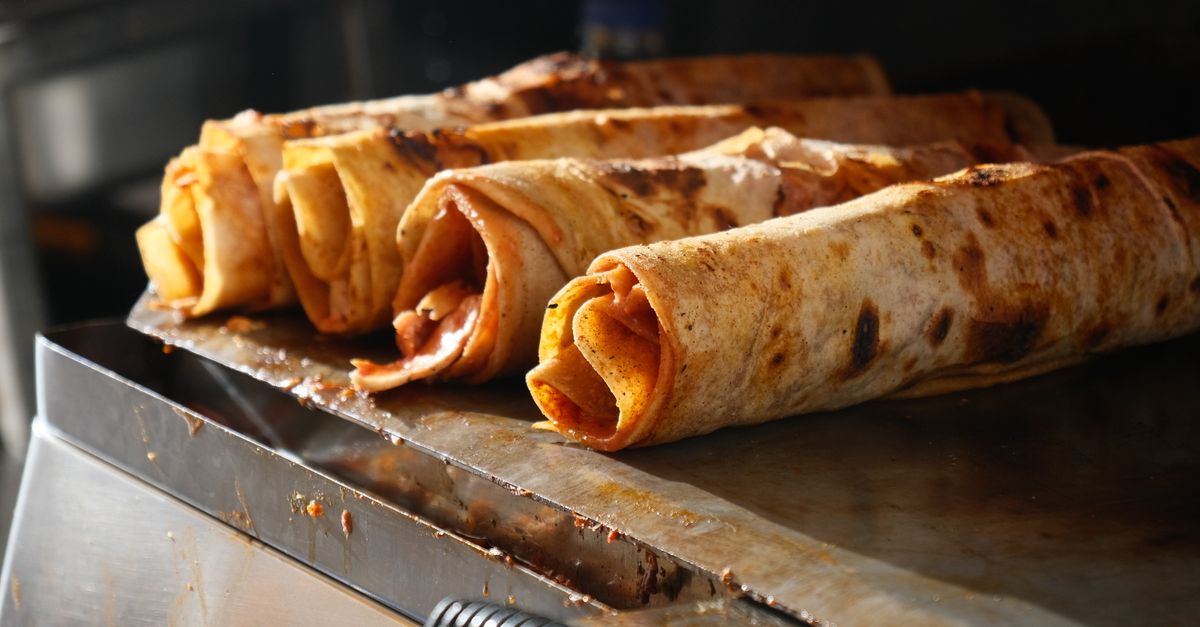 Smoky Halloumi & Tenderstem Flatbread Wraps with Lemon-Tahini Slaw