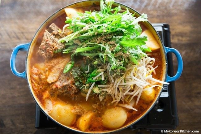 Gamjatang (Pork Bone Soup)