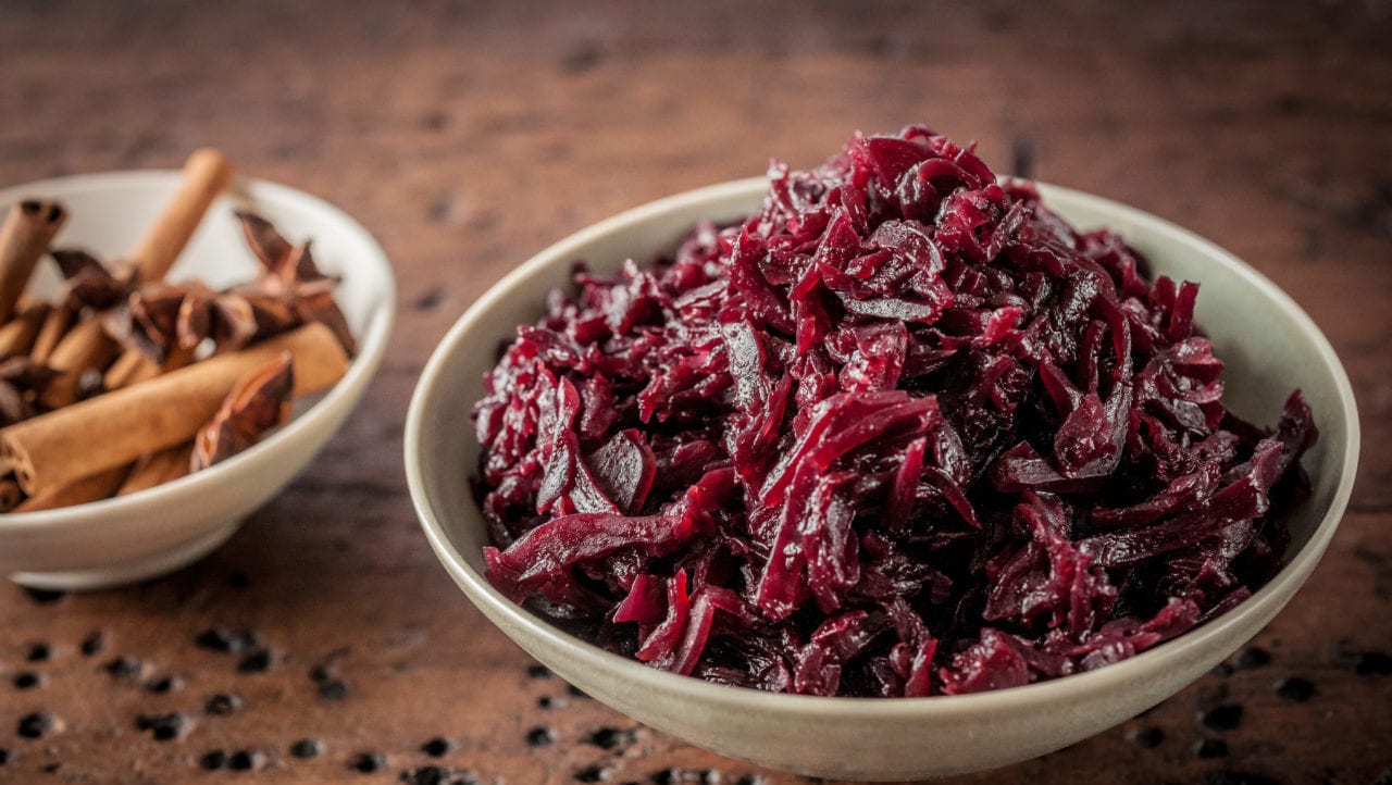 Braised red cabbage