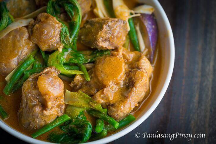Kare Kare (Ox tripe stew)