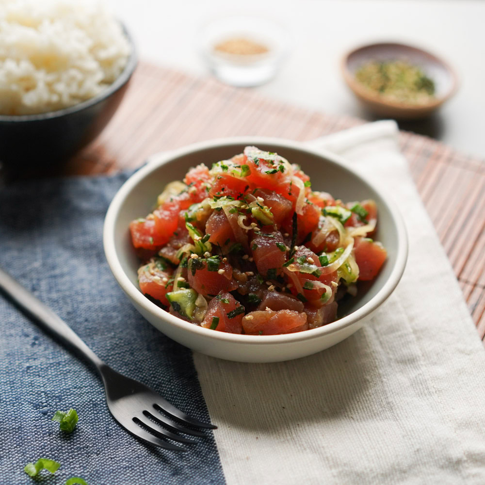 Easy Ahi Tuna Poke Bowl