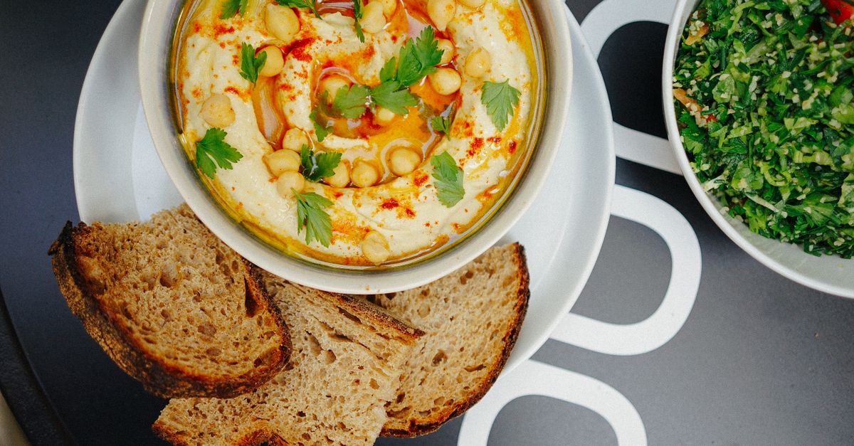 Lebanese Smoky Chickpea & Halloumi Rice Bowl with Garlic-Lemon Tahini