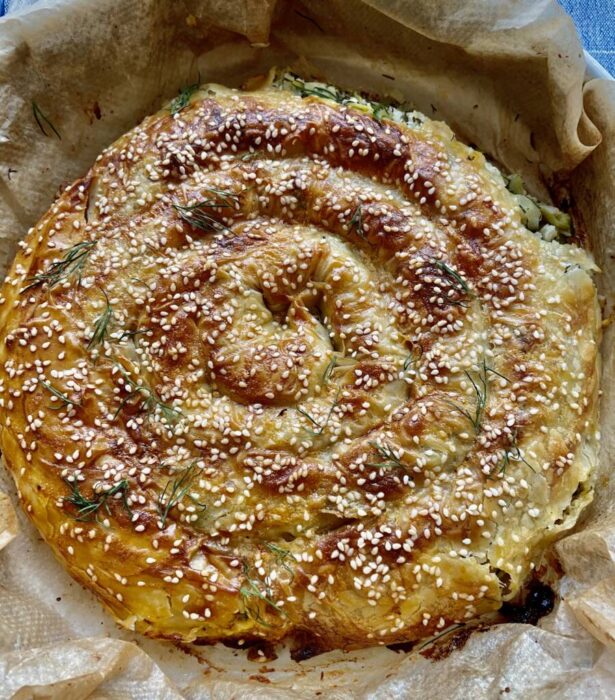 Coiled filo pie with zucchini (courgette), cheese and dill (Kol Boregi)