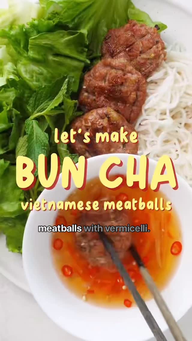Bún chả (Vietnamese grilled pork with cold rice noodles)