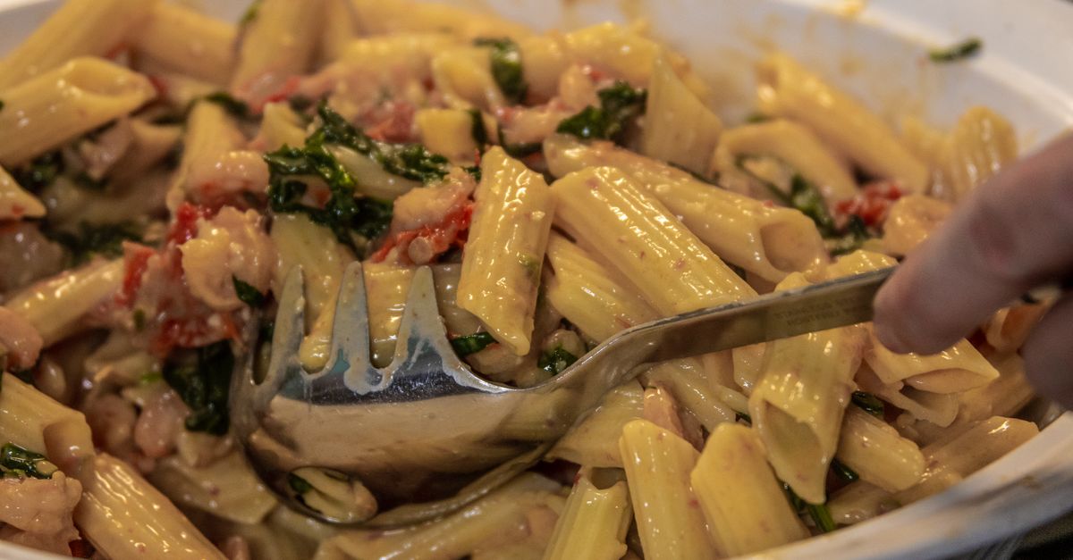 Creamy Tomato Pasta with Spinach and White Beans