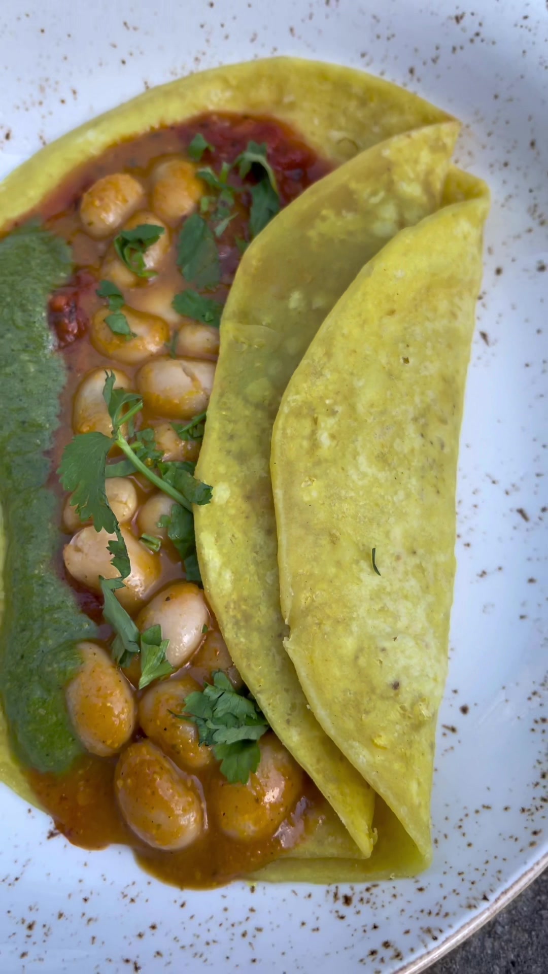 Mauritian dal puri (lentil-stuffed flatbreads)