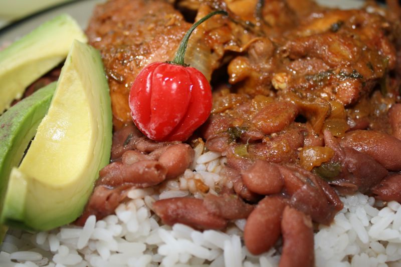 Stewed red kidney beans with onions, thyme and Caribbean-style browning