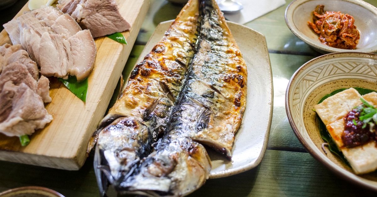 Moroccan Spiced Mackerel with Roasted Peppers