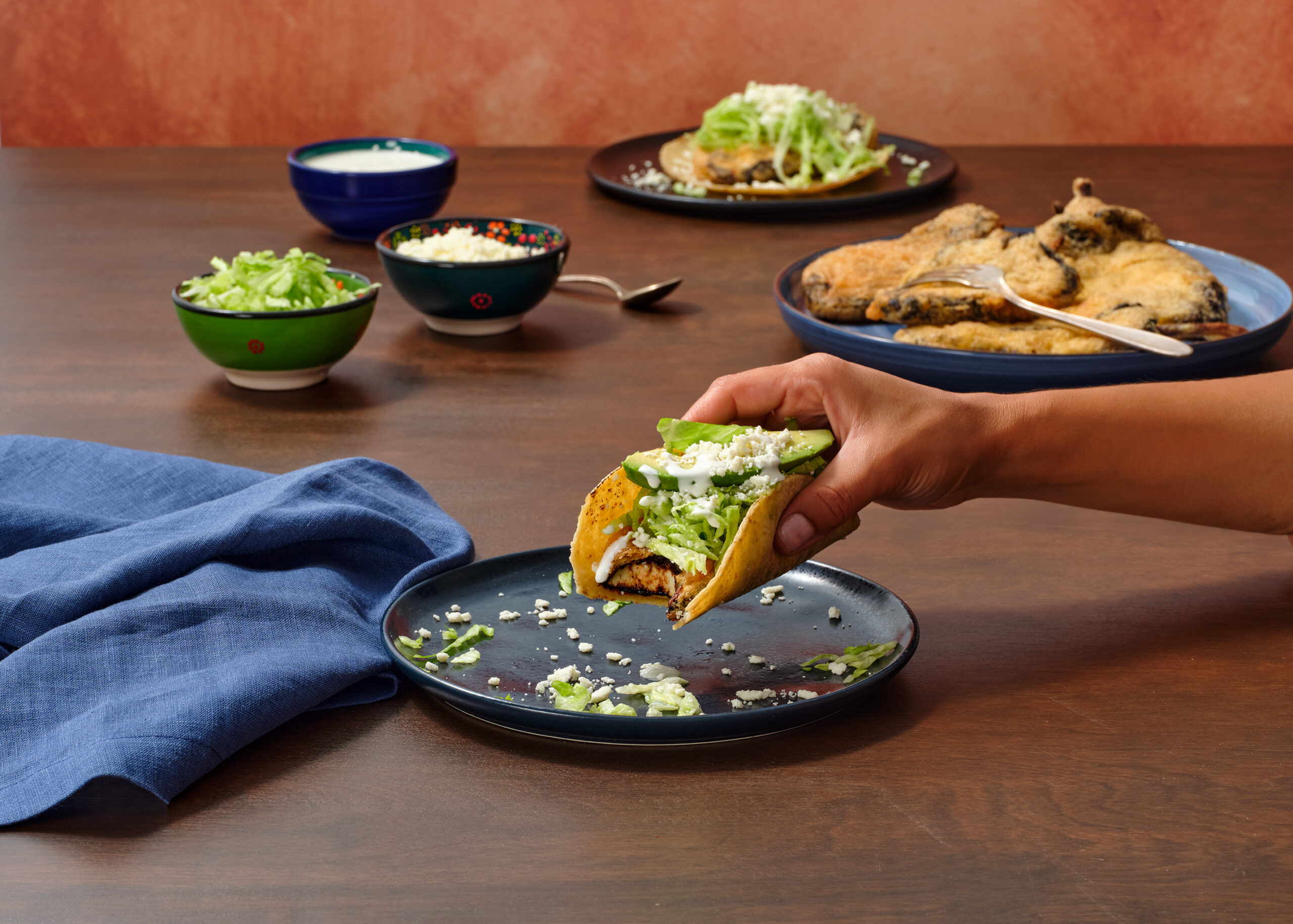 Chile Ancho Relleno de Queso (Ancho chilli stuffed with cheese, fried)