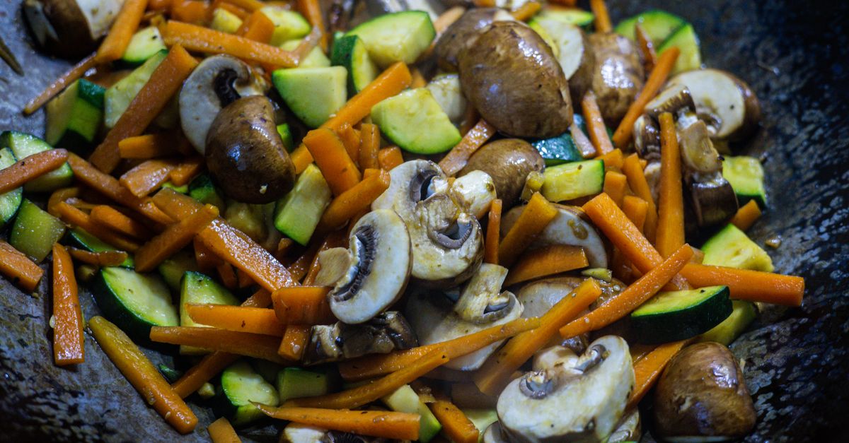 Italian Pesto-Style Chickpea & Courgette Quick Stir-Fry with Parmesan Rice