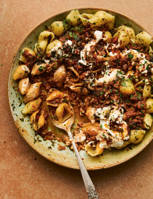 Cheat’s mantı (pasta with Turkish meat ragout, garlicky yoghurt and pul biber oil)