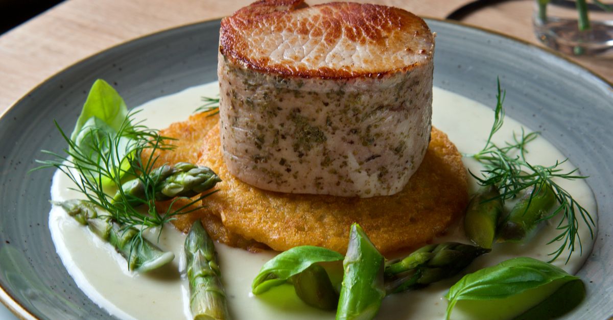 Quick Pork Loin with Cider Vinegar & Mustard Greens