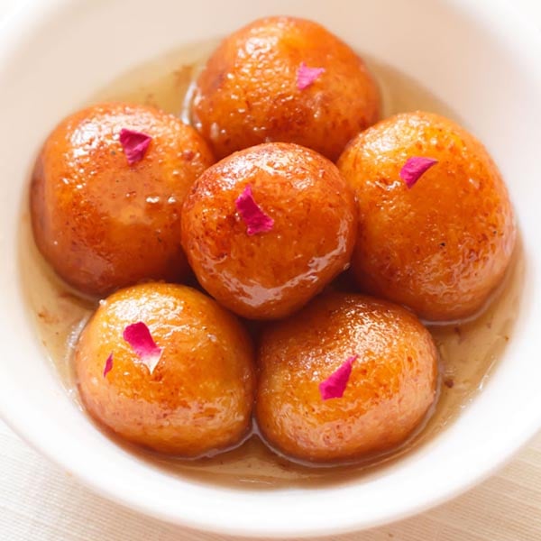 Gulab Jamun (with Khoya/Mawa)