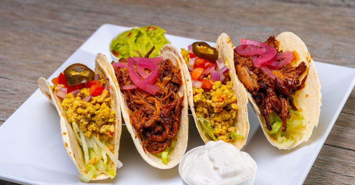 Mexican Spiced Turkey Lettuce Wraps with Charred Corn, Black Beans and Lime Crema